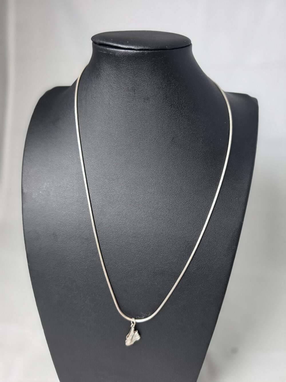 Sterling Silver 925 Snake Chain Necklace with Running Shoe Charm